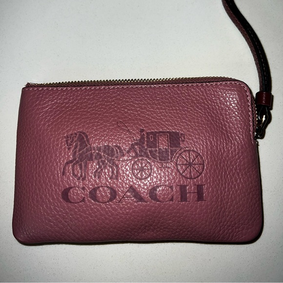 Corner Zip Wristlet In Colorblock With Horse And Carriage - Picture 2 of 5